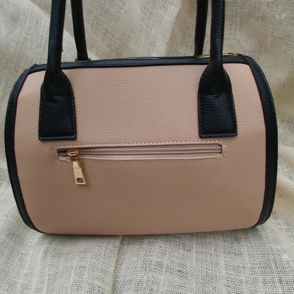 Wilson Leather Black Rivet Tan Handbag - Picture 6 of 7